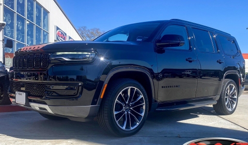 2022 Black Jeep Wagoneer