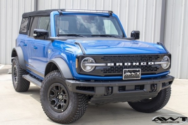 Antimatter Blue Metallic 2021 Ford Bronco