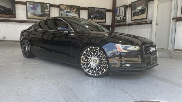 Black 2010 Audi A5