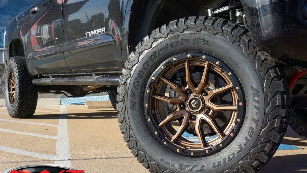 Black 2014 Toyota Tundra