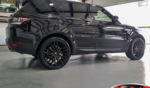 Black 2017 Land Rover Range Rover Sport