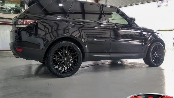 Black 2017 Land Rover Range Rover Sport