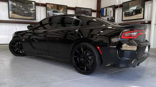 Black 2019 Dodge Charger