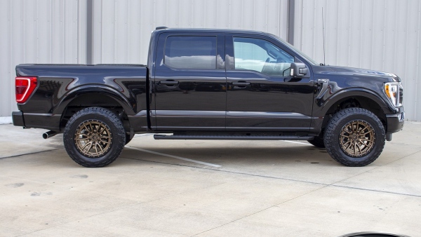 Black 2021 Ford F150