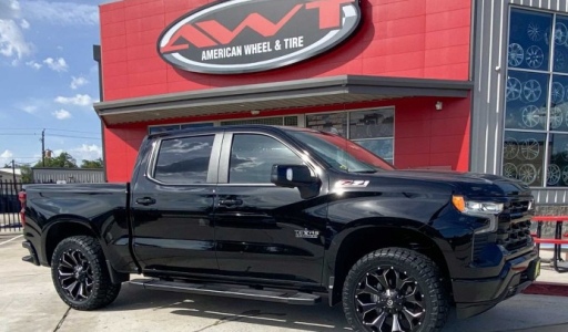 Black 2022 Chevrolet Silverado 1500 Z71