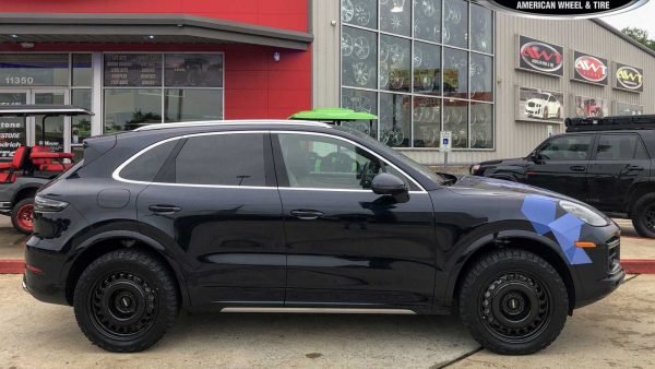 Black 2023 Porsche Cayenne Turbo