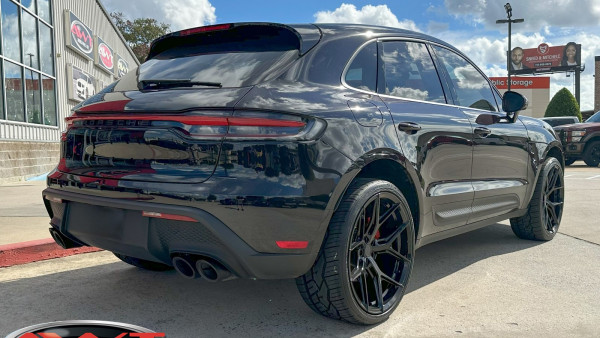 Black 2023 Porsche Macan