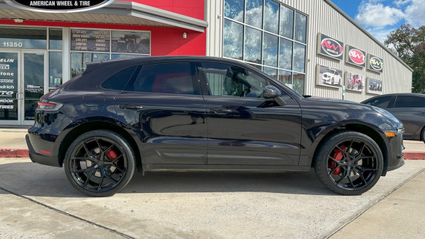 Black 2023 Porsche Macan