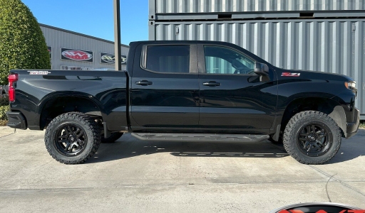 Black Chevrolet Silverado 1500 Trail Boss