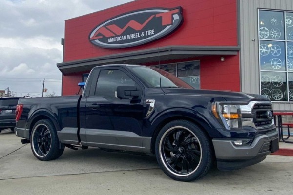 Blue / Gray 2023 Ford F150