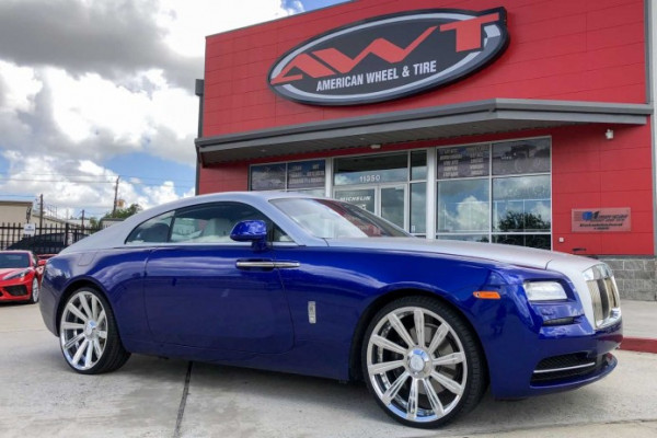 Blue Rolls Royce Wraith