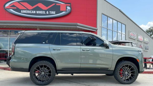 Dark Emerald Metallic 2023 Cadillac Escalade