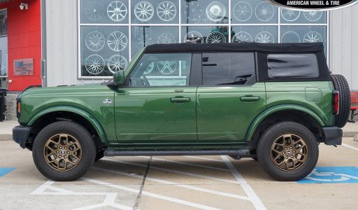 Eruption Green 2022 Ford Bronco