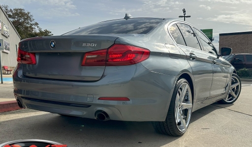 Gray BMW 530i