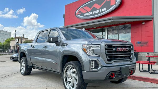 Gray GMC Sierra 1500 AT4