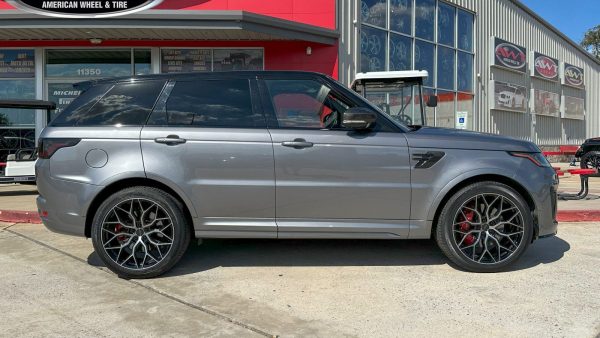 Gray Land Rover Range Rover Sport SVR