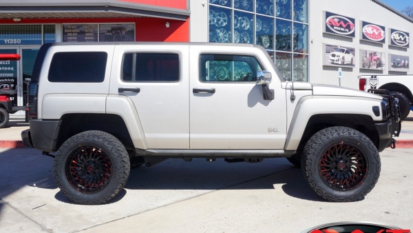 Tan 2007 Hummer H3