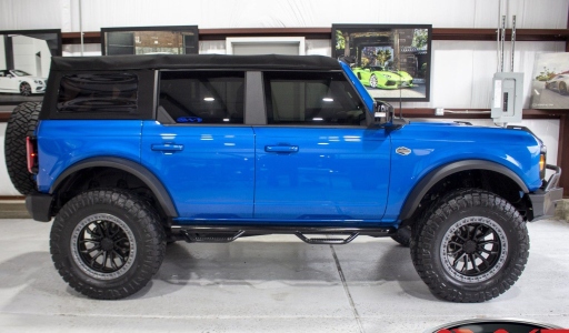 Velocity Blue 2021 Ford Bronco