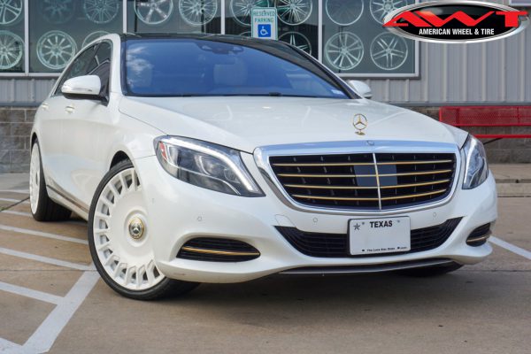 White 2015 Mercedes S550