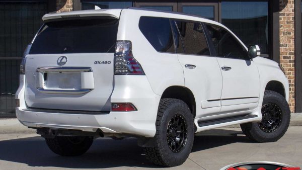 White 2019 Lexus GX460