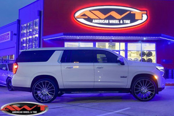 White 2021 Chevrolet Suburban