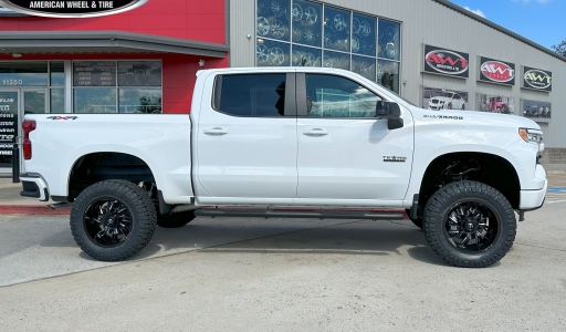 White 2023 Chevrolet Silverado 1500