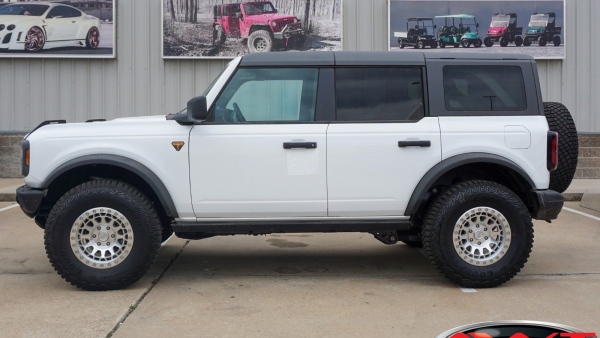 White 2024 Ford Bronco Badlands