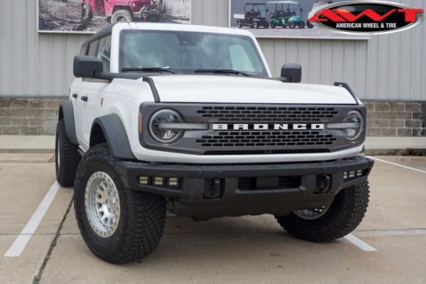 White 2024 Ford Bronco Badlands