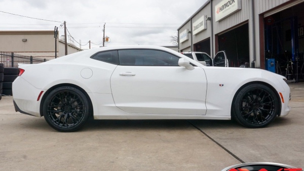 White Chevy Camaro