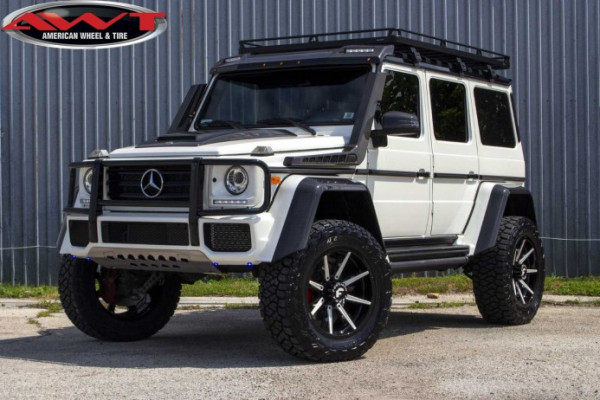 White Mercedes G550 4x4 Squared G-Wagon