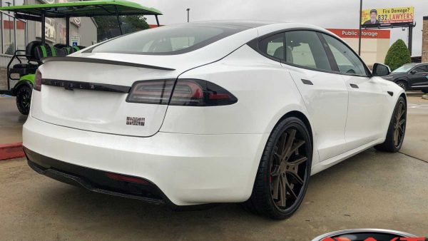 White Tesla Model S Plaid